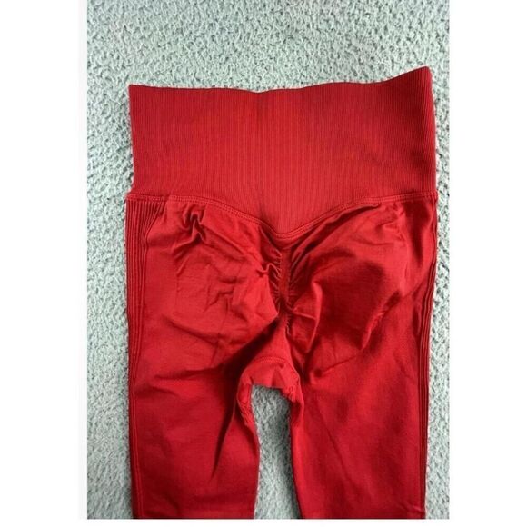 Halara Women's XL 7/8 Seamless High Waisted Butt Lifting Leggings Salsa NWT - Picture 7 of 9